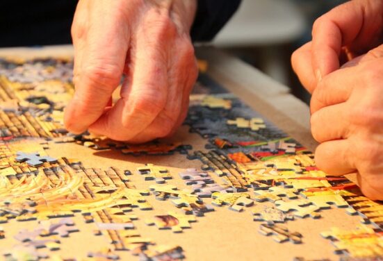 10 Tricks to Solving Jigsaw Puzzles Faster