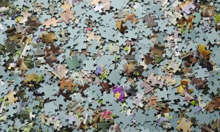 How can you recycle jigsaw puzzles?